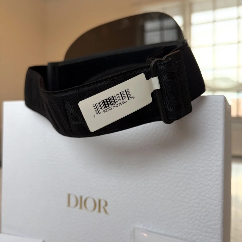 Dior Black Visor - Picture 4 of 4